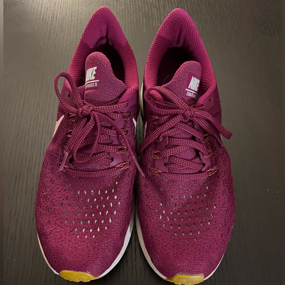Nike Zoom Pegasus 35 Women’s Size 7.5